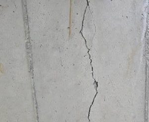 Vertical wall cracks