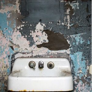 driedout and leaky taps