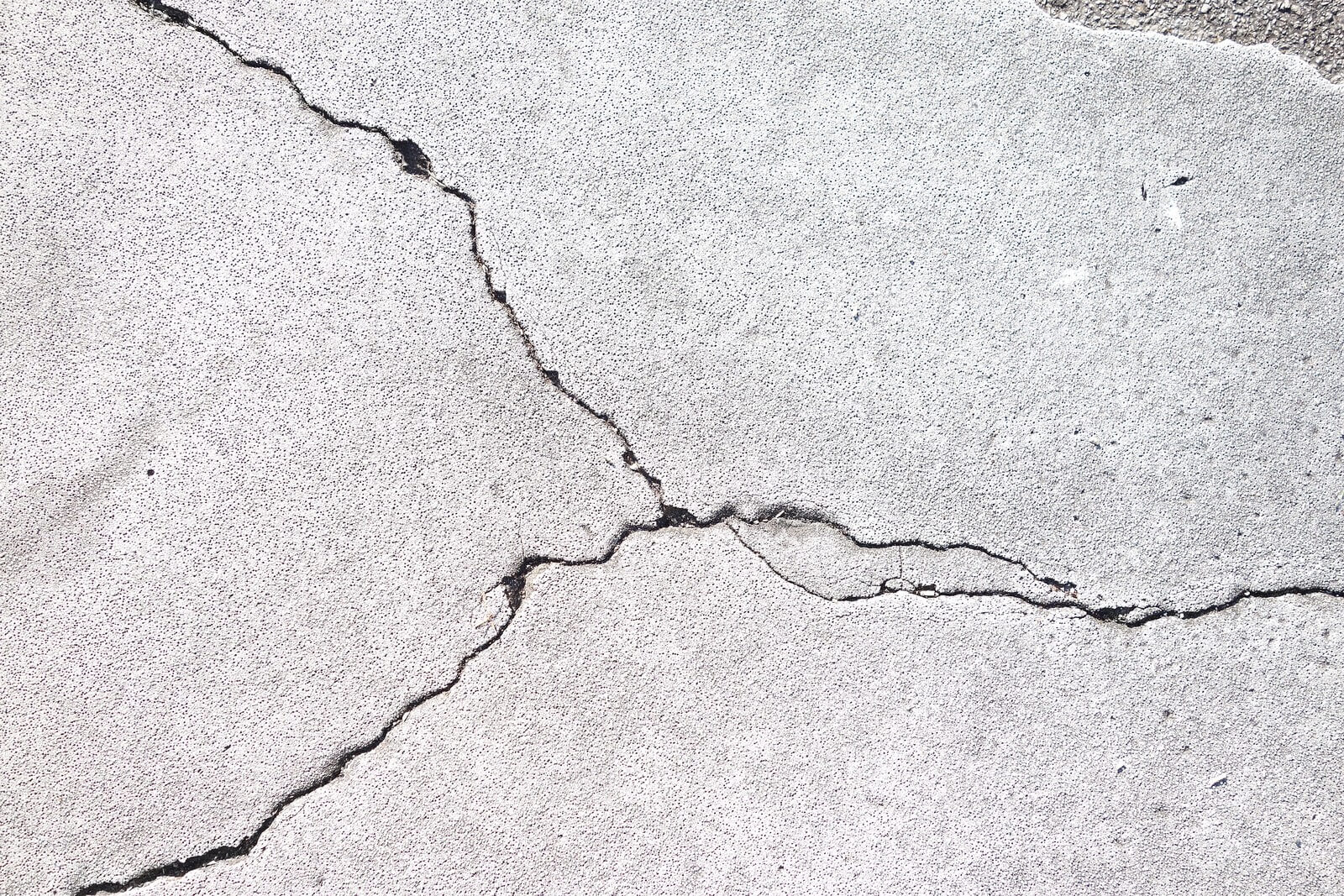 Oakville Basement Crack Repair